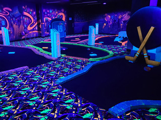 Bar Laitier Mini Golf Fluo S'amuse