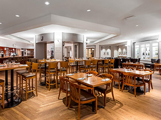 Bistro La Seigneurie - Fairmont Le Château Montebello