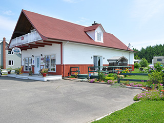 Camping au Gîte du Vieux Quai