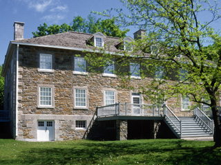 Lieu historique national de la Caserne-de-Carillon