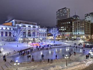 Patinoire Place D'Youville