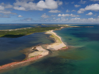 Plage du Bassin Est