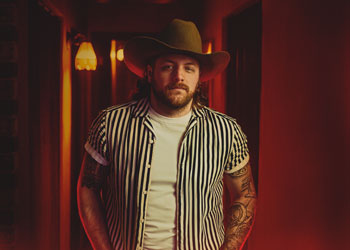 Portrait de Matt Lang.