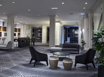Lobby de l’Hôtel Manoir Victoria