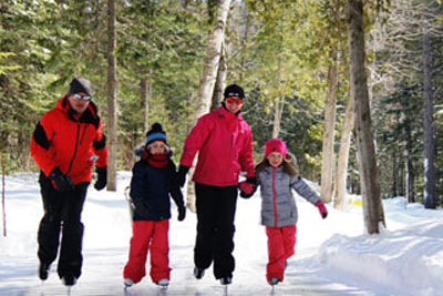 Le patinage, une activité qui embellit la saison hivernale