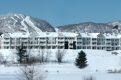 Séjournez au pied de la montagne au Manoir des Sables