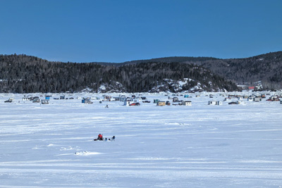 Vivez la magie hivernale du Saguenay en séjournant à l’Auberge des 21