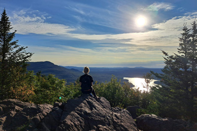 Voyager en solo au Québec : pourquoi se lancer, conseils pratiques et inspiration