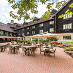 Fairmont Le Château Montebello : charme rustique et expérience unique