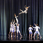 Vivez au rythme des arts circassiens avec MONTRÉAL COMPLÈTEMENT CiRQUE